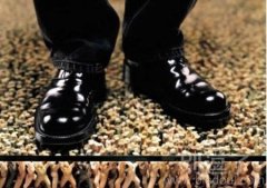 好有创意的地板啊。 好有创意的地板啊。