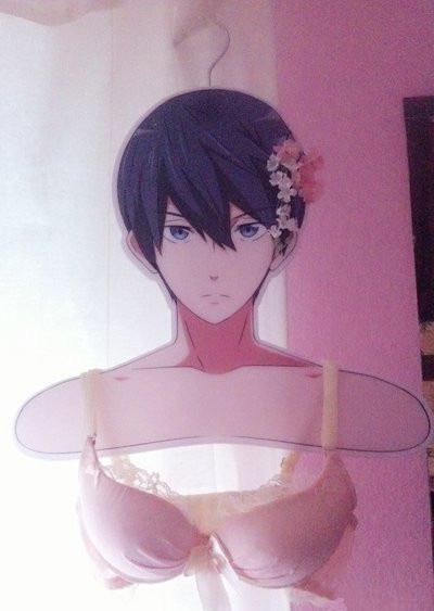 衣架这么用简直太丧心病狂了 衣架这么用简直太丧心病狂了