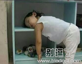 宝贝，你是被家长虐待了吗