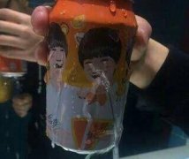 把易拉罐做成了浇水器