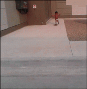 这小屁孩将来必成大器