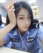养了一只凶恶的狗防身