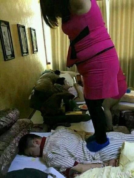 自己点的妹子,含着泪也要做完 自己点的妹子,含着泪也要做完