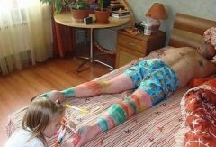 家里都有这样一个熊孩子