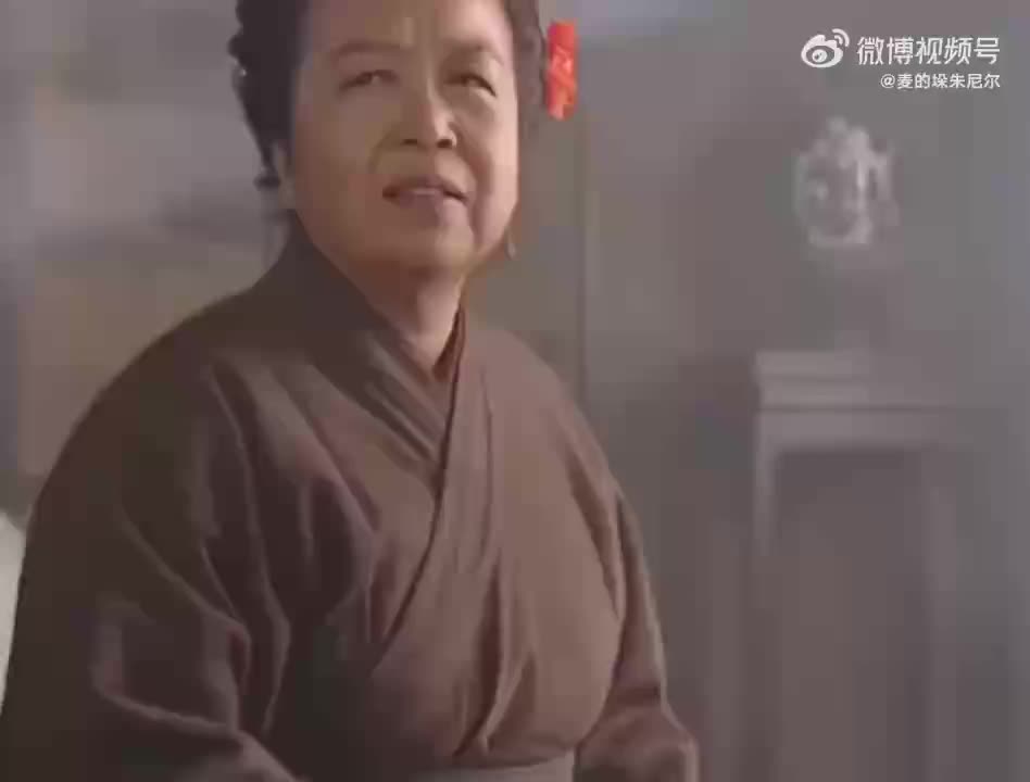 轻松一秒：小马也是开上大车了