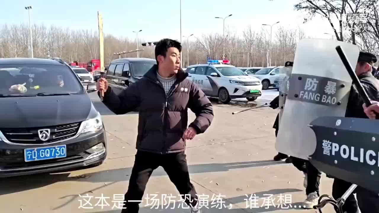 轻松一刻：别把钱看太重，在我眼中钱不过是命而已