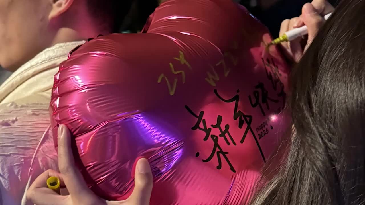 轻松一刻：有人偷情么？我会记住你的恩情！