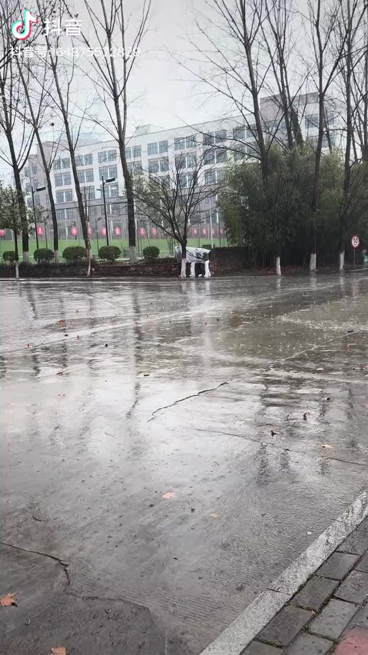 轻松一刻：女销售谈了36个男朋友，业绩暴涨！