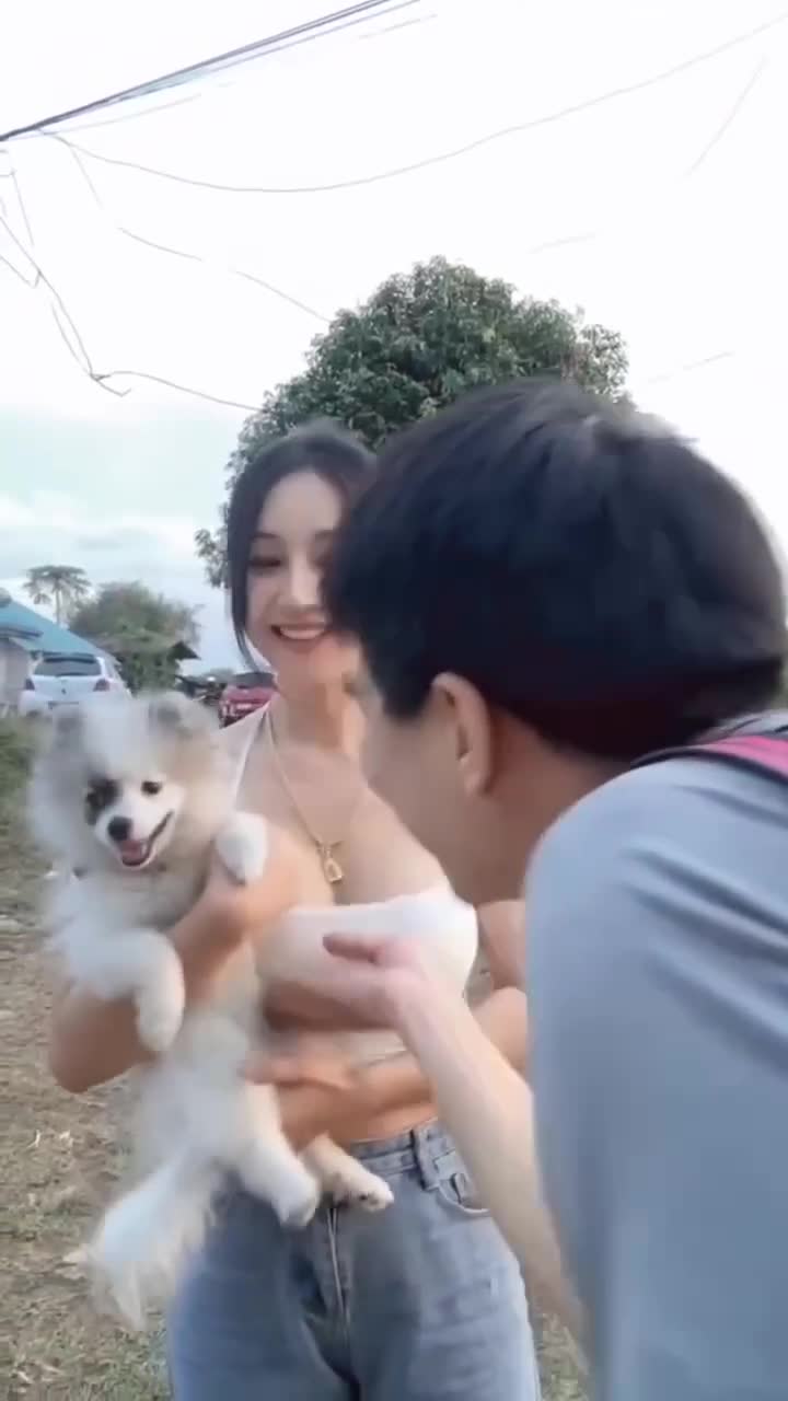 轻松一刻：老公比新娘亲妈还大5岁，祝幸福！