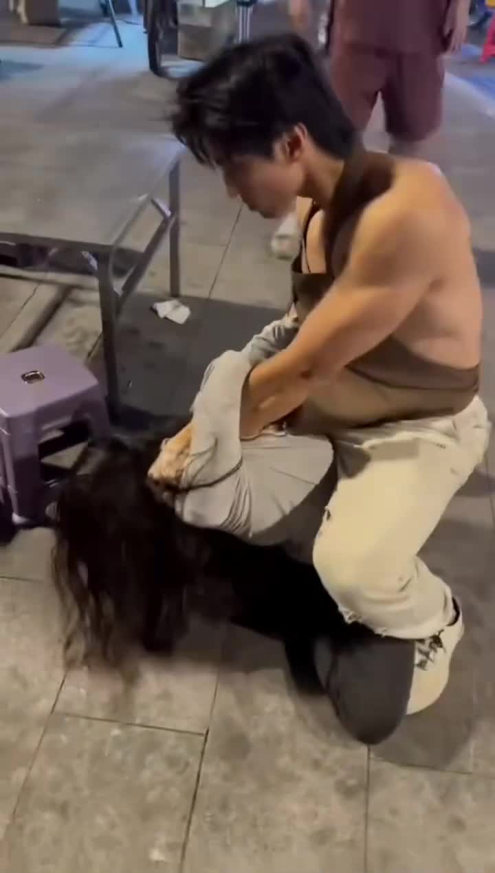 轻松一刻：这就是天选之子吧，都冒烟了