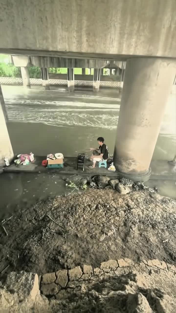 轻松一刻：盲女外卖员与植物人…小作坊下药就是猛