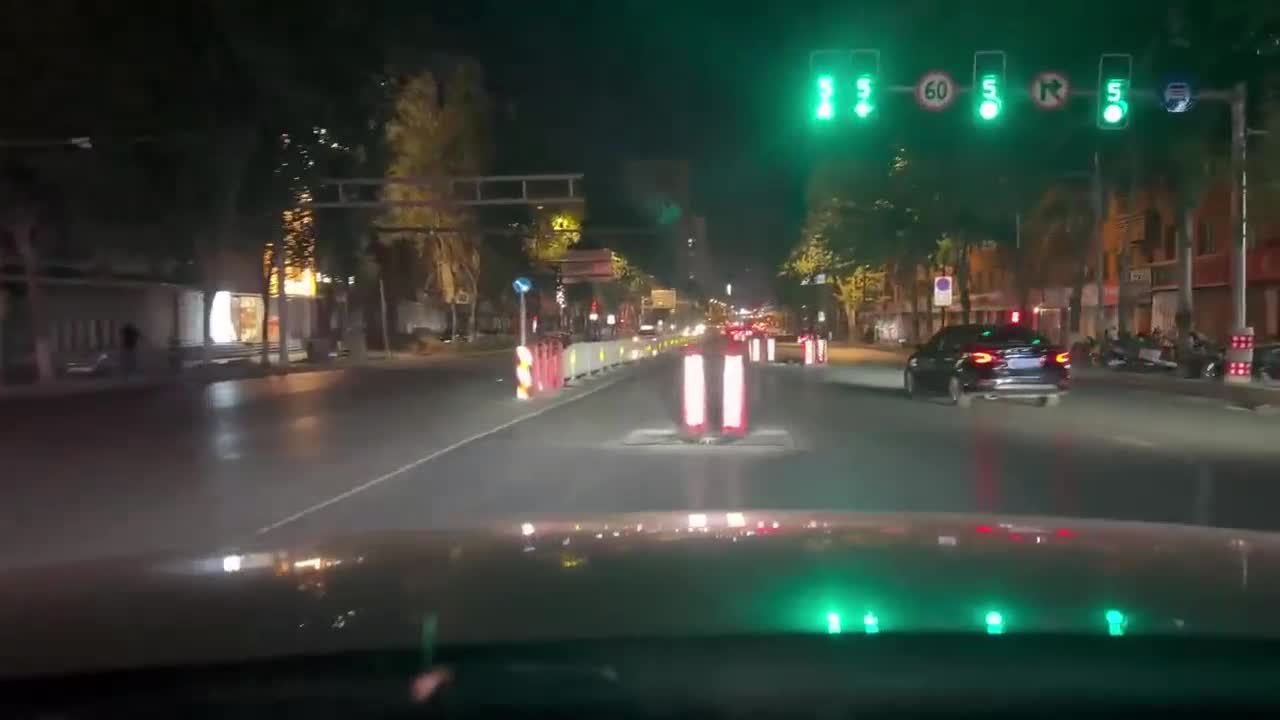 轻松一刻：今天的小香风，我追定了！