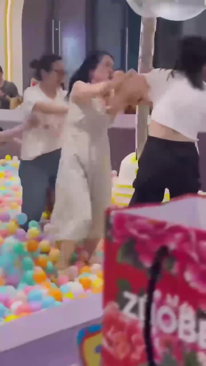 轻松一刻：开始我是想拒绝的，但她给的太多