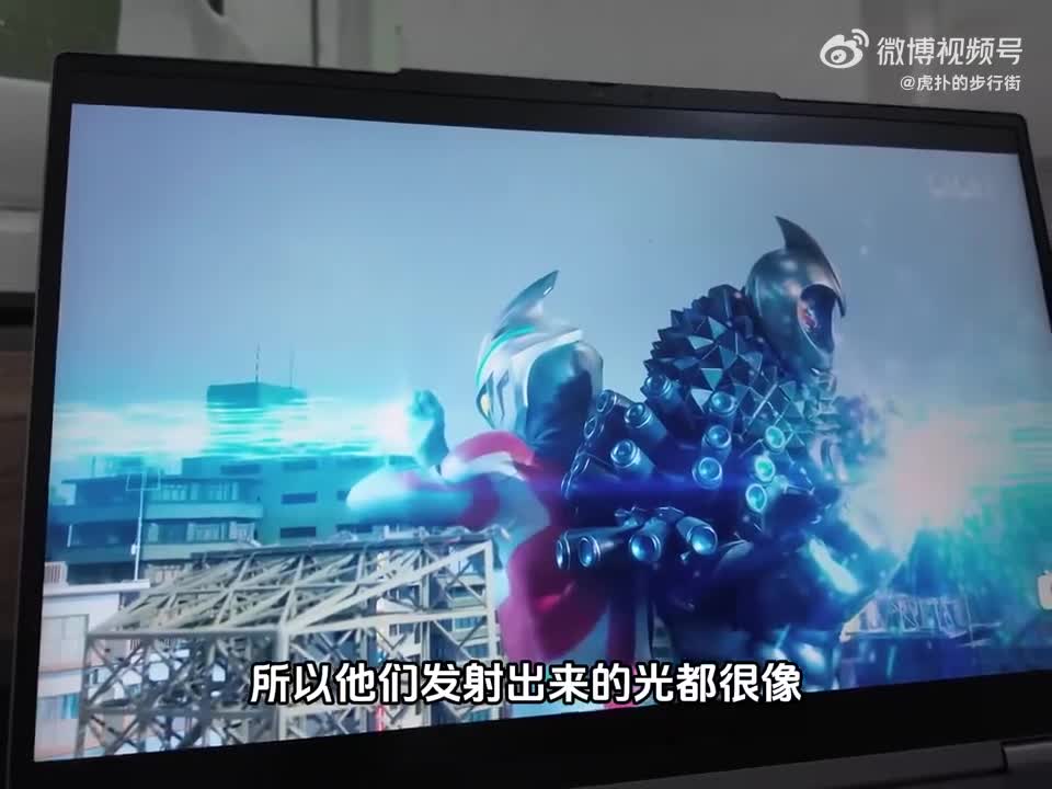 轻松一刻：生活跟我开了一堆玩笑，我一个没笑