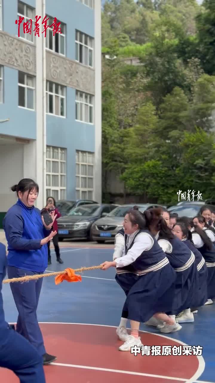 轻松一刻：你若不想熬夜，只能和手机分房睡