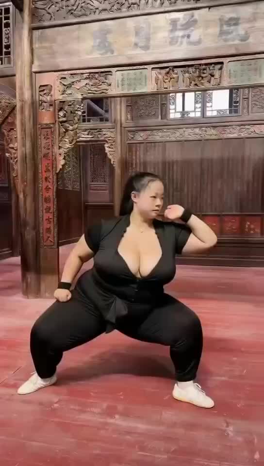 轻松一刻：真的勇士，敢于直面风雨