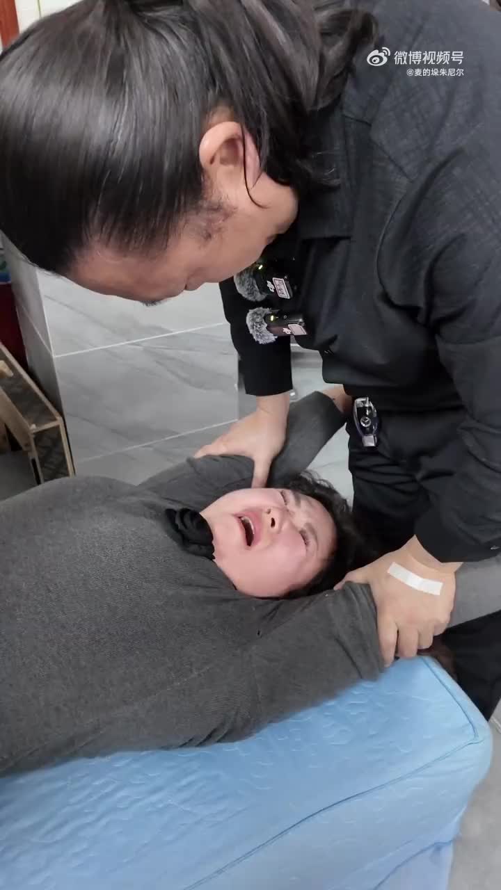 轻松一刻：这周将无心上班，全力燥候春节！